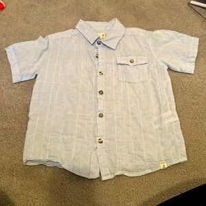 Me & Henry button down dress shirt
Light blue with red and navy polka dots